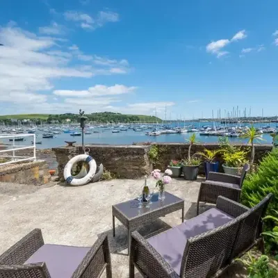 3 Bed in Falmouth oc-anchge