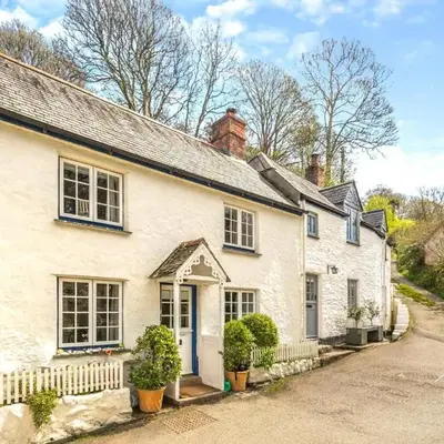3 Bed in Helford oc-hcwedn