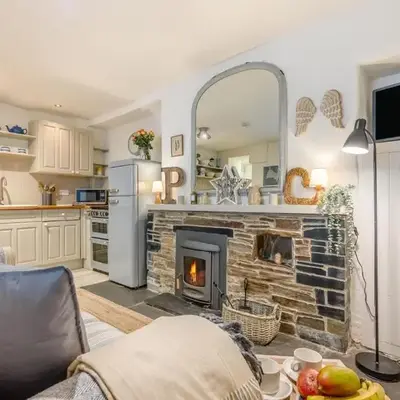 2 Bed in Padstow oc-p00572