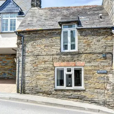 2 Bed in Padstow oc-p00670