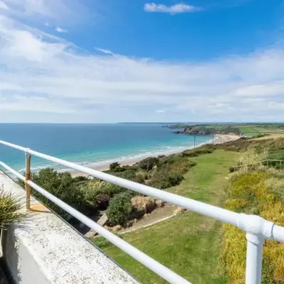 5 Bed in Praa Sands oc-seacro