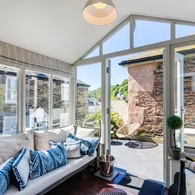 Luxury Fisherman’s Cottage Historic Port Isaac