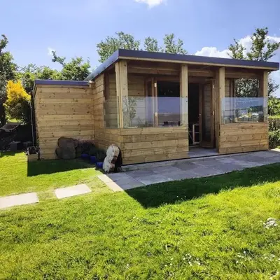 Little Swelle Cabin with awesome Sea views