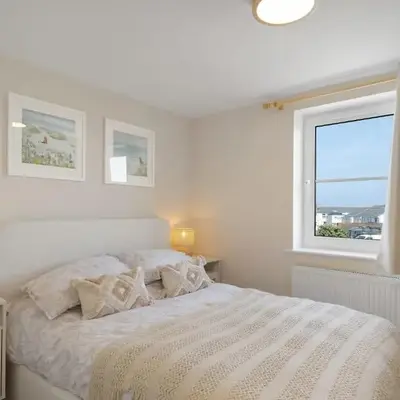 Cosy Apartment Parking Central Newquay