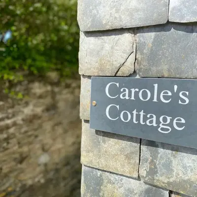 Carole's Cottage - Private Parking