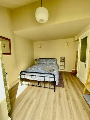 a bedroom with a bed in a room at Apartment in Constantine in Constantine