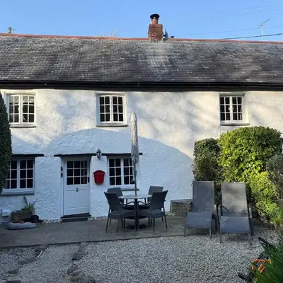 2 Rose Cottage