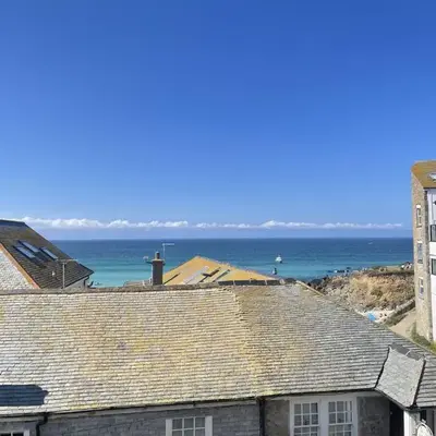Chy Meor - a stonesthrow away from Porthmeor Beach