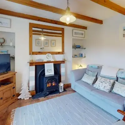 Hayle Saffron Cottage 2 Bedrooms