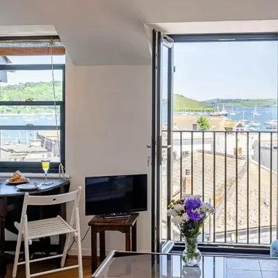 Finest Retreats - Williams Court