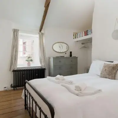 Luxury Cornish Cottage & Modern Cabin with Garden