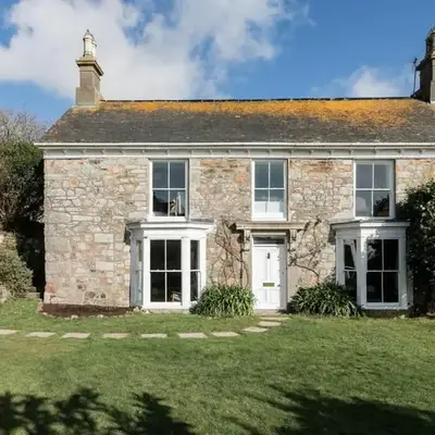Grade II Listed 17th-Century Rectory in Cornwall
