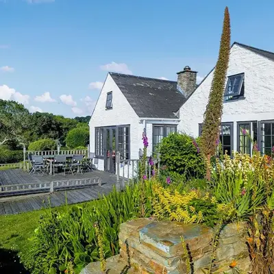 Point House