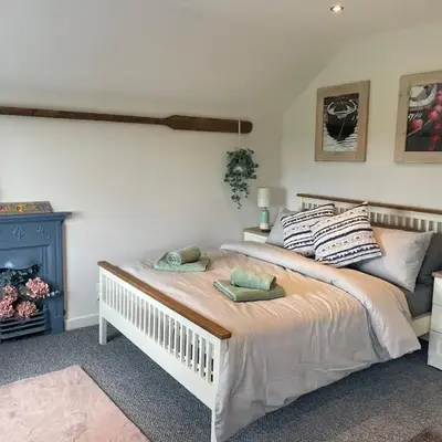 Hideaway Cottage