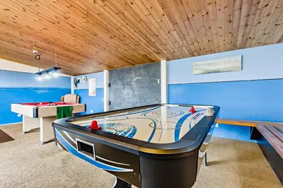 a room with a ping pong table and a pool table at 1 Bed in St. Gennys oc-c34627 in Crackington Haven