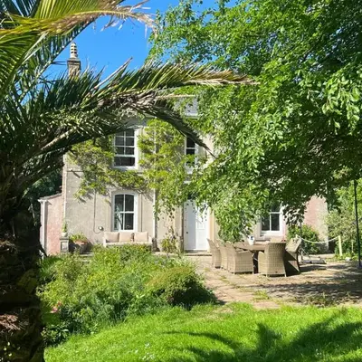 Beautiful Perranporth country house near the beach