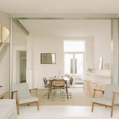 Spacious House Sea Views Opposite Beach
