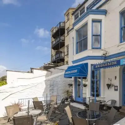 Bridgeside Guest House