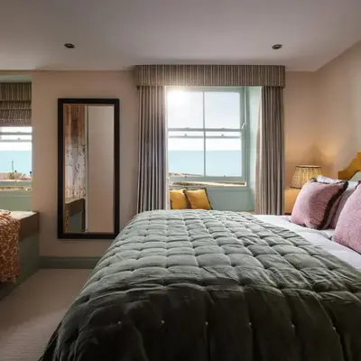 Pier House