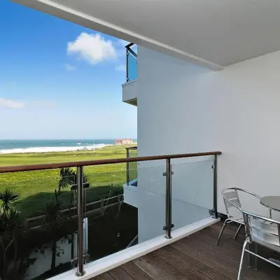28 Bredon Court