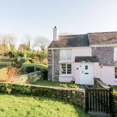 4 Rose Cottages