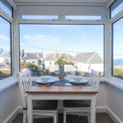 The Beach Hut
