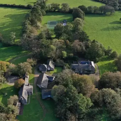 Boconnion Estate Sleeps up to 45
