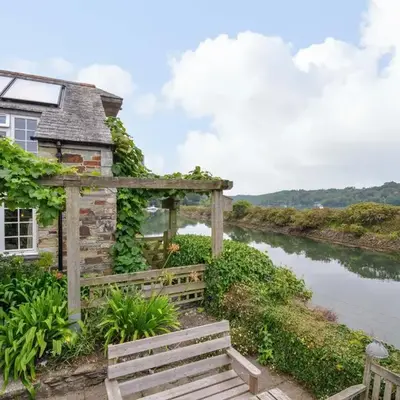 Island House
