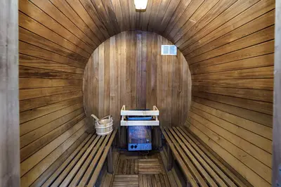 an inside view of a small sauna at Mousehole in Mawnan