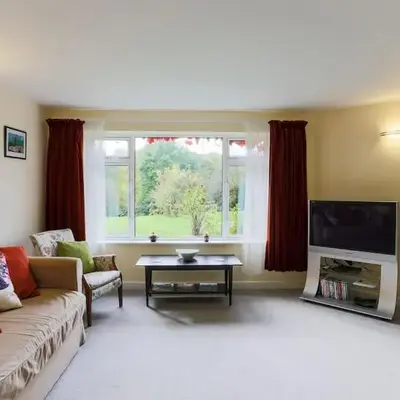 Truro apartment in a stunning quiet location
